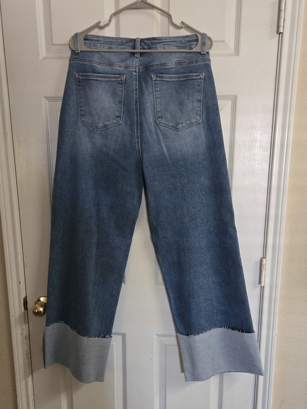 Risen Wide Leg Crop Jeans - Light Blue Women's Denim